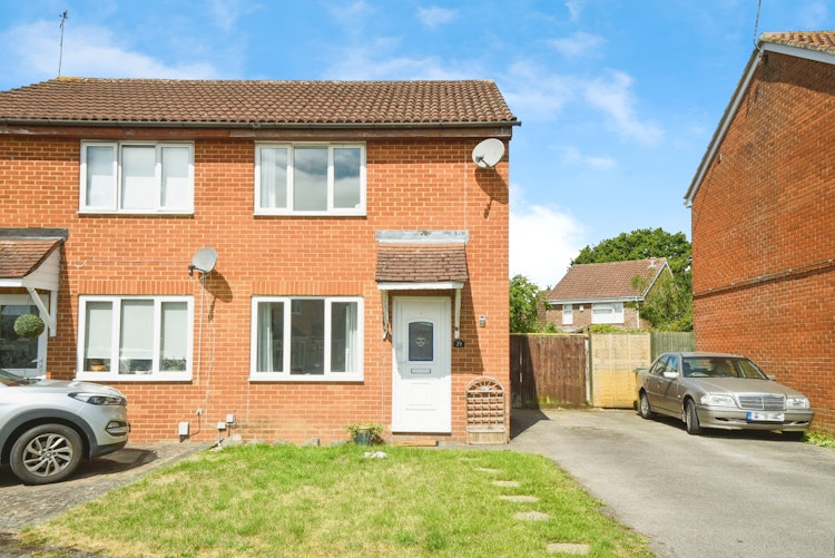 2 bedroom semi-detached house