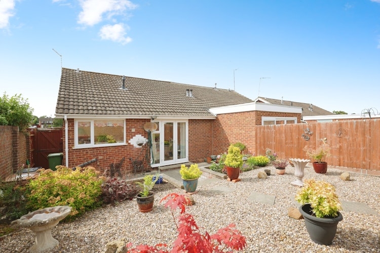 2 bedroom semi-detached bungalow