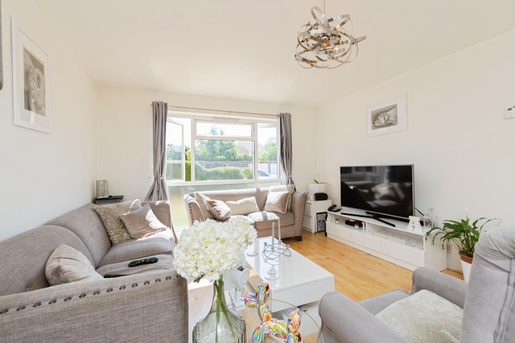2 bedroom flat