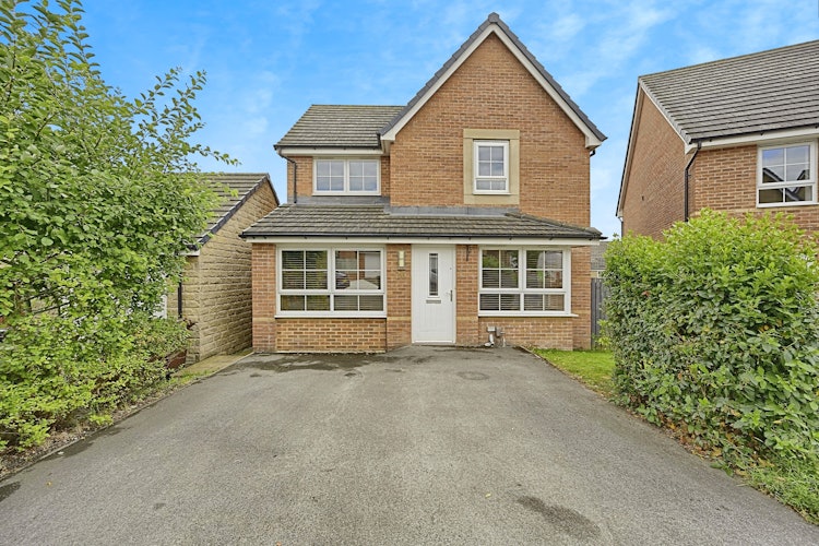 3 bedroom detached house