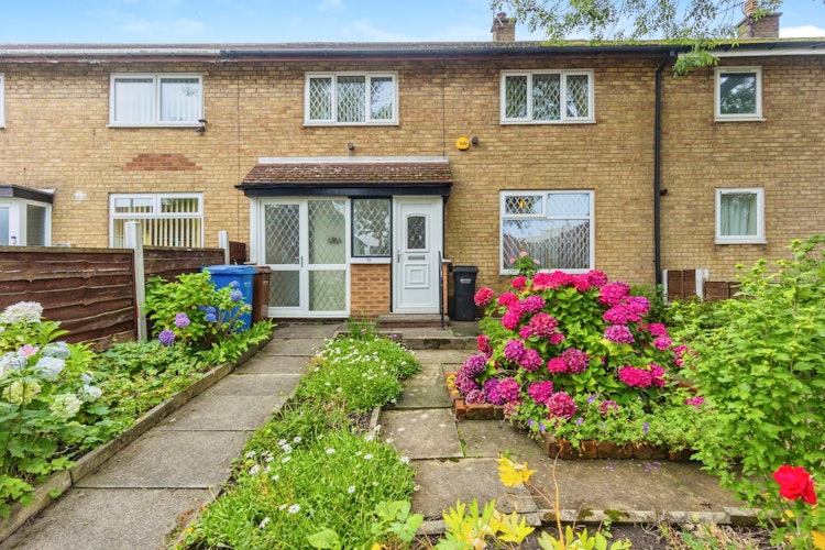 3 bedroom terraced house