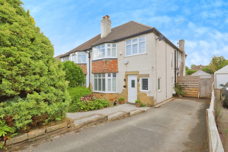 4 bedroom semi-detached house