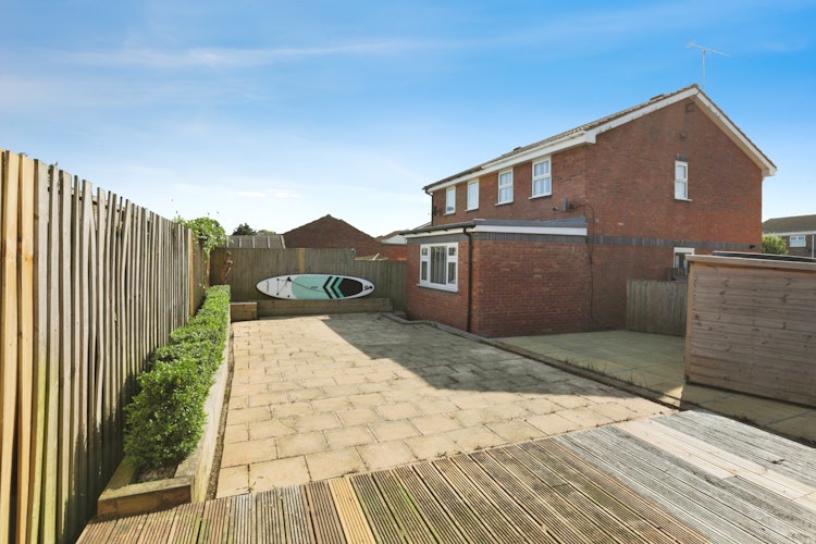 2 bedroom semi-detached house