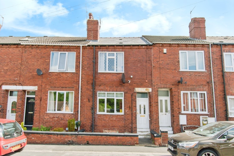2 bedroom terraced house