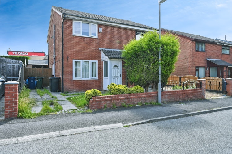 2 bedroom semi-detached house