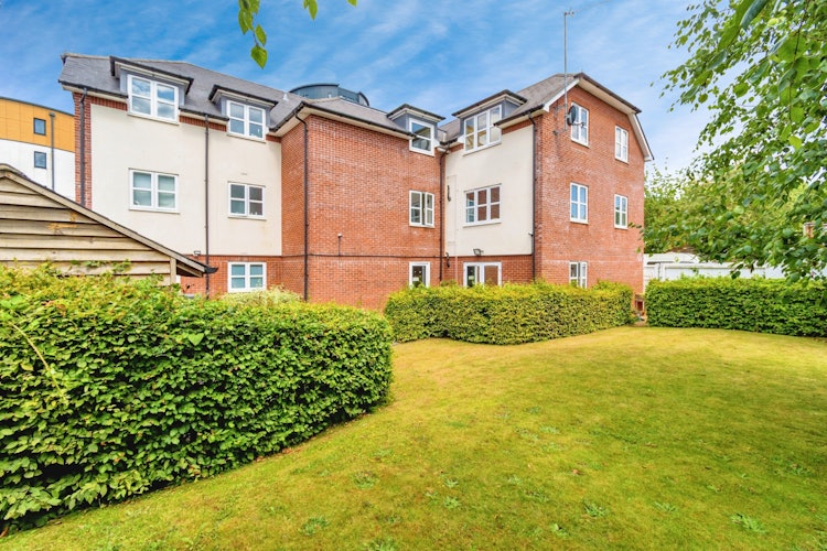 1 bedroom flat