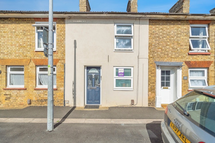 2 bedroom terraced house