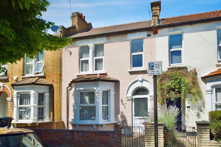 3 bedroom terraced house