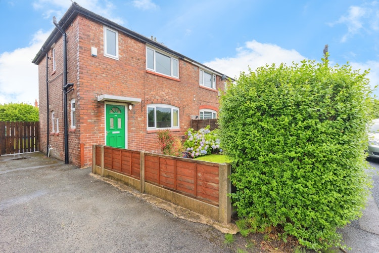 3 bedroom semi-detached house