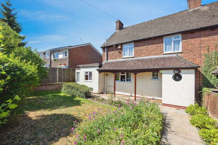 3 bedroom semi-detached house