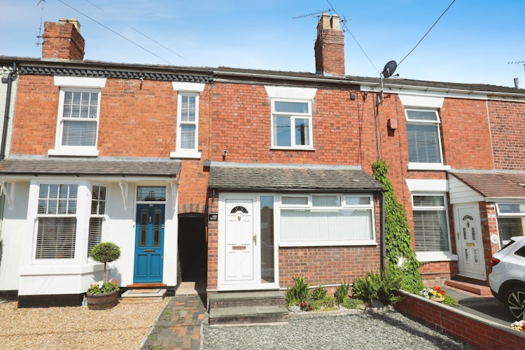 2 bedroom terraced house