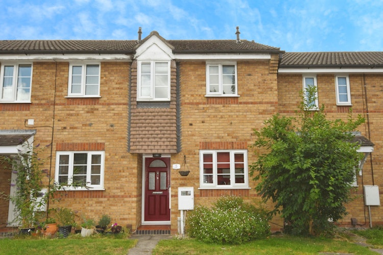 2 bedroom terraced house