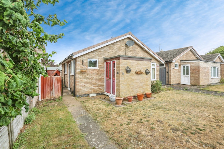 2 bedroom semi-detached bungalow