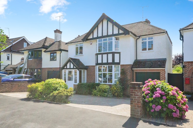 4 bedroom detached house