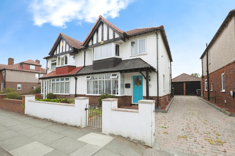 3 bedroom semi-detached house