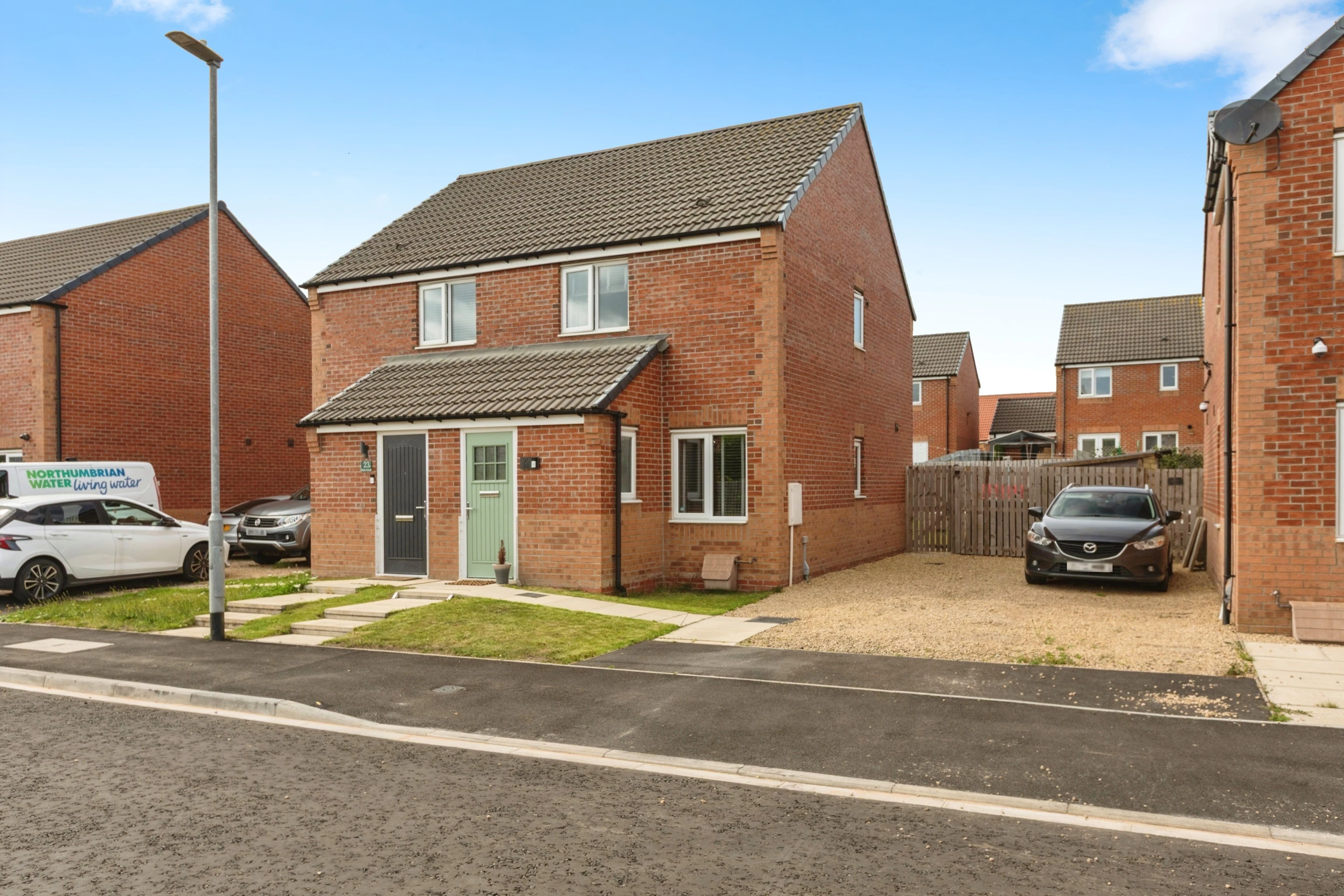 Bates Avenue, Blyth