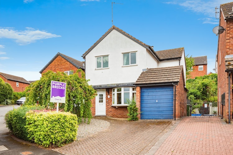 3 bedroom detached house