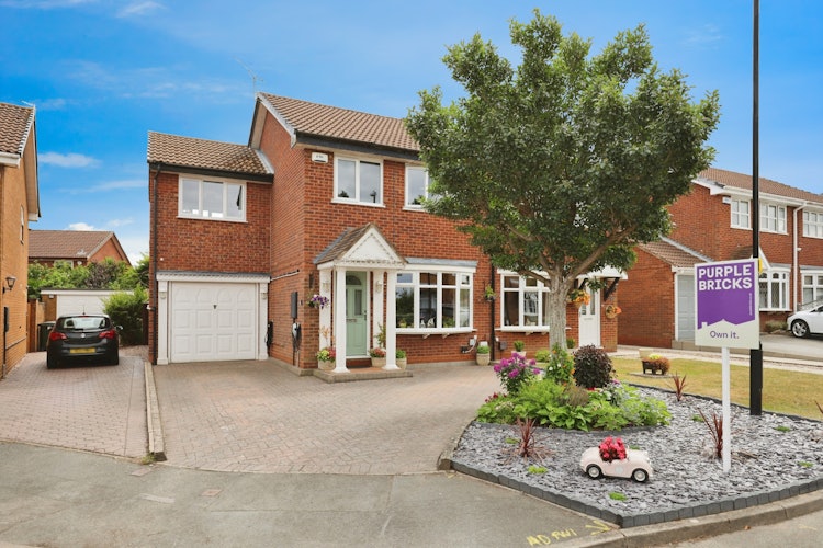 5 bedroom semi-detached house