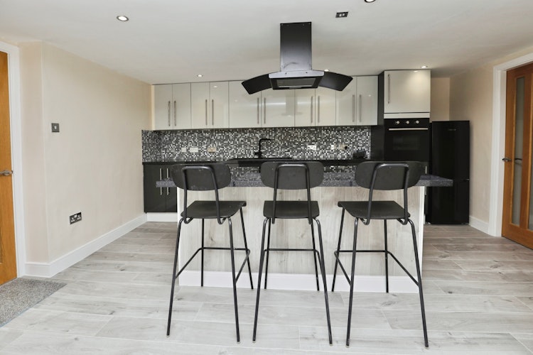 3 bedroom terraced house