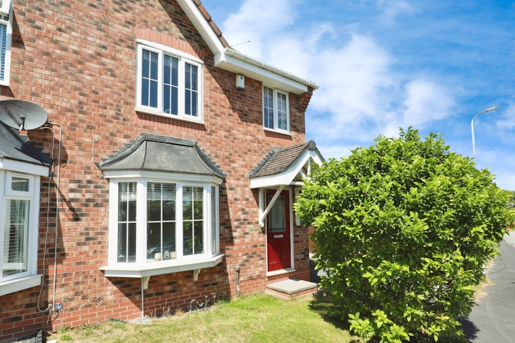 3 bedroom semi-detached house