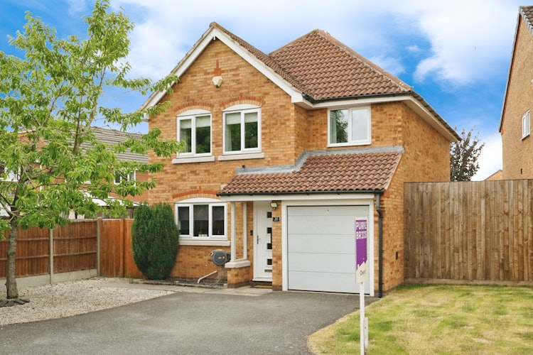 4 bedroom detached house