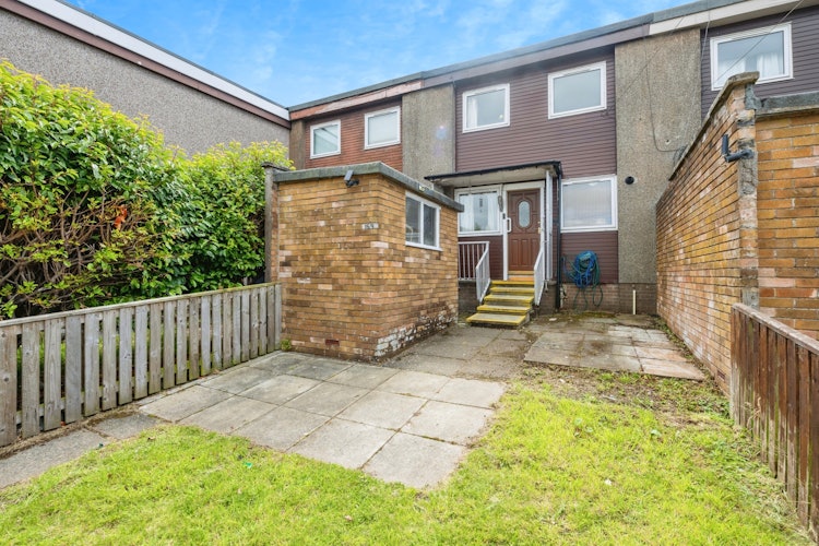 2 bedroom terraced house