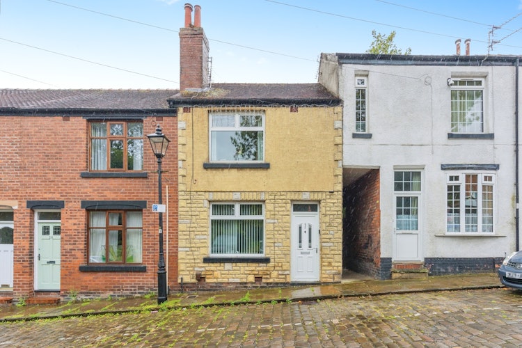 2 bedroom terraced house