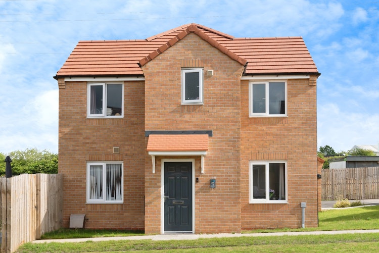 3 bedroom semi-detached house