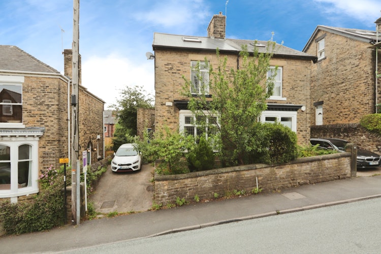 4 bedroom semi-detached house