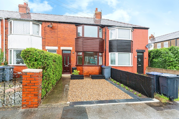 2 bedroom terraced house