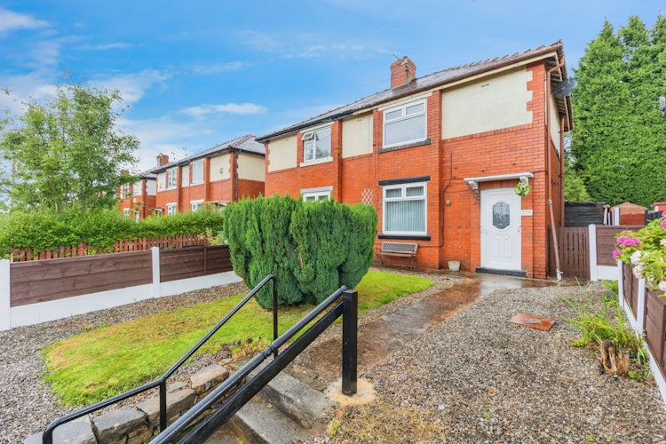 2 bedroom semi-detached house
