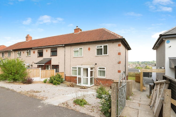 3 bedroom semi-detached house