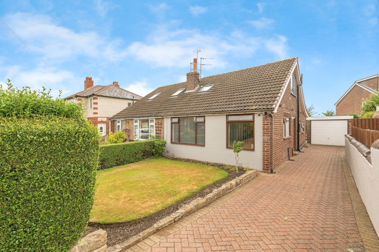 3 bedroom semi-detached bungalow