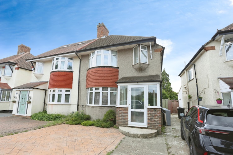 3 bedroom terraced house