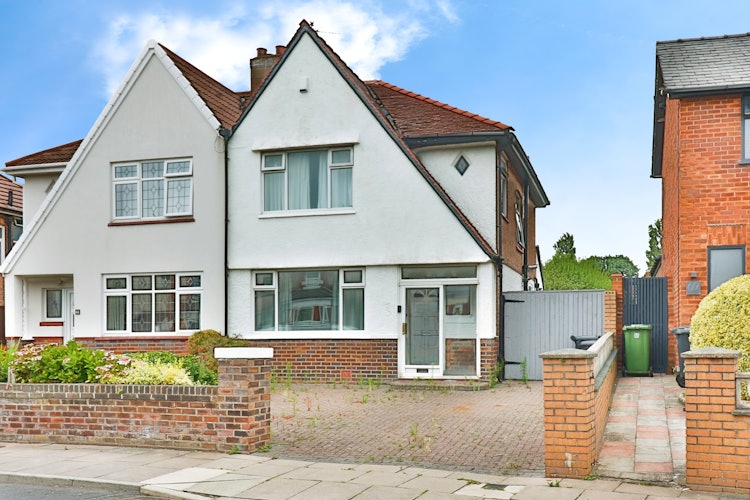 3 bedroom semi-detached house