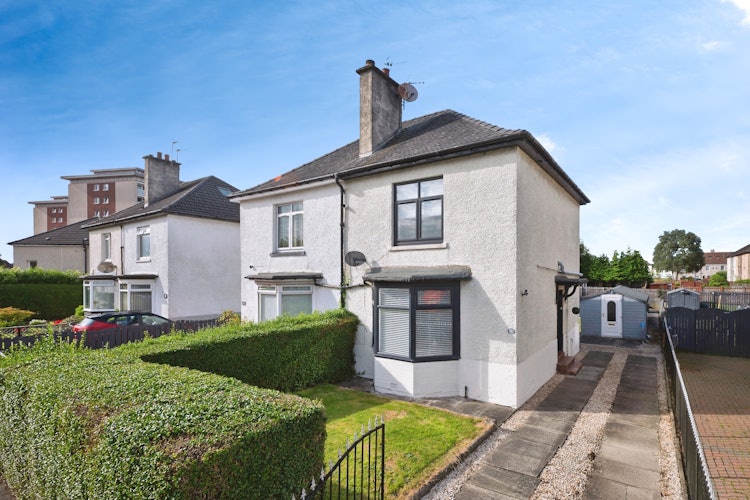 2 bedroom semi-detached house