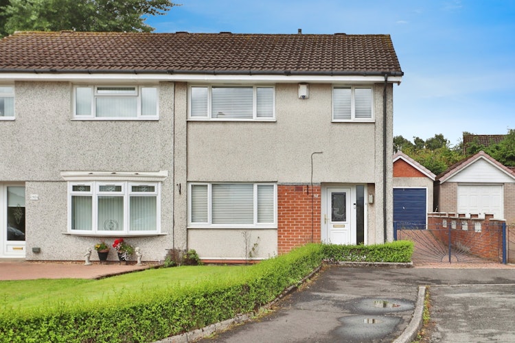 3 bedroom semi-detached house