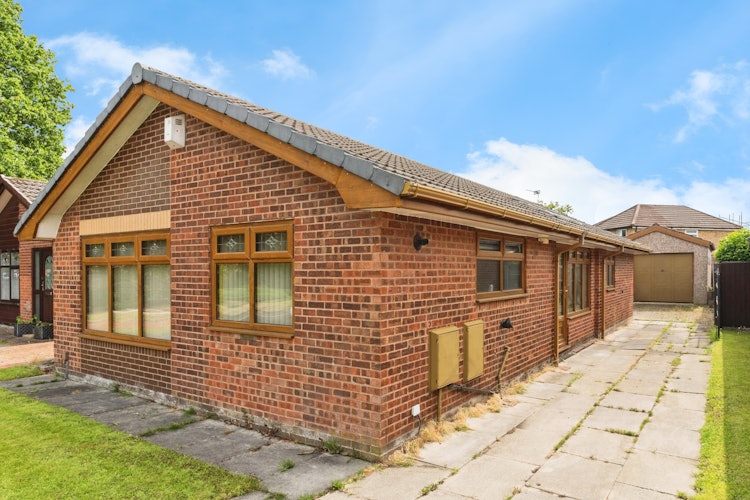 3 bedroom detached bungalow