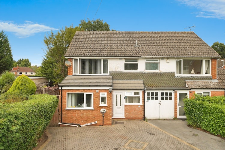 3 bedroom semi-detached house