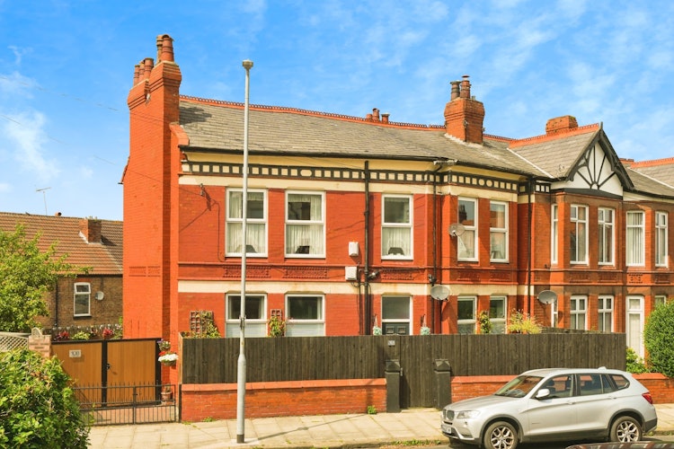 1 bedroom ground floor flat