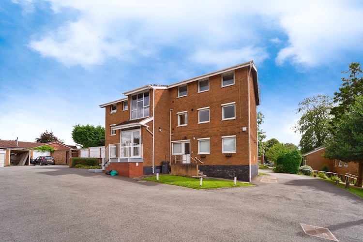 2 bedroom flat