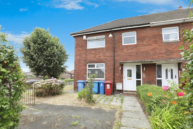 3 bedroom end of terrace house