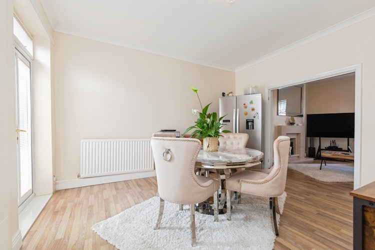2 bedroom terraced house