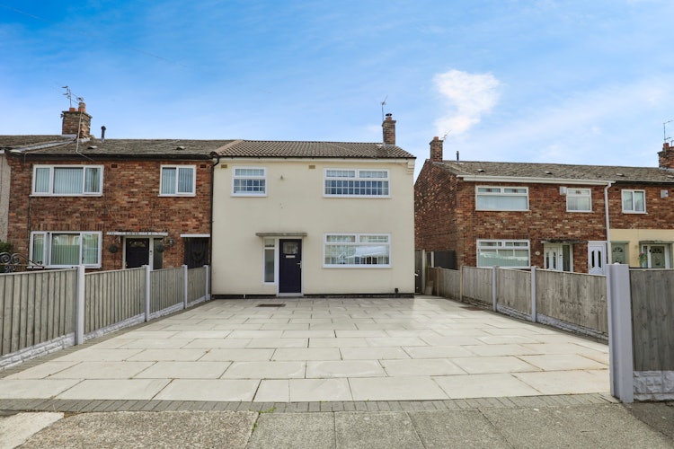3 bedroom end of terrace house