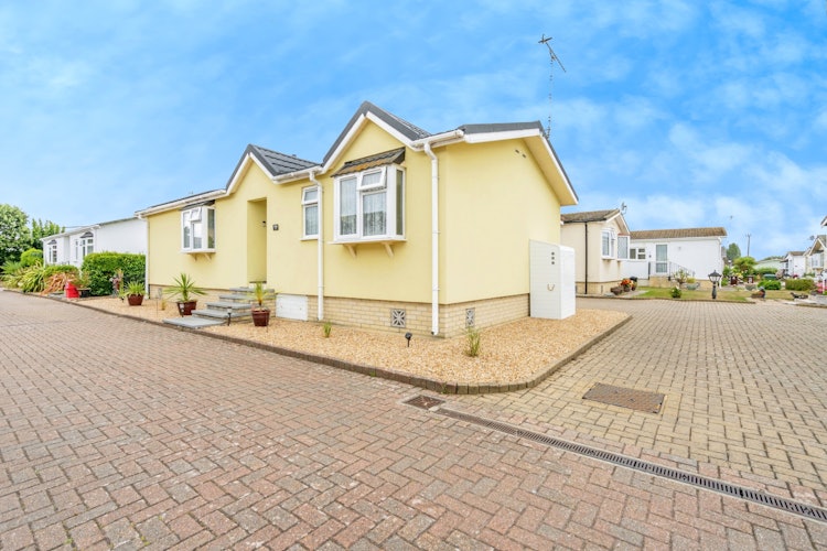 2 bedroom park home