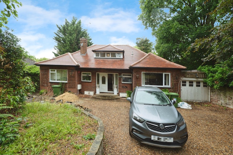 5 bedroom bungalow