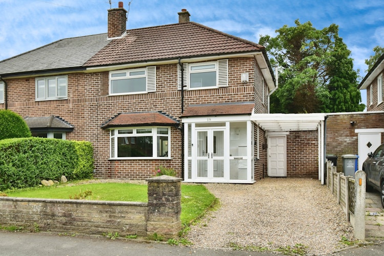 3 bedroom semi-detached house