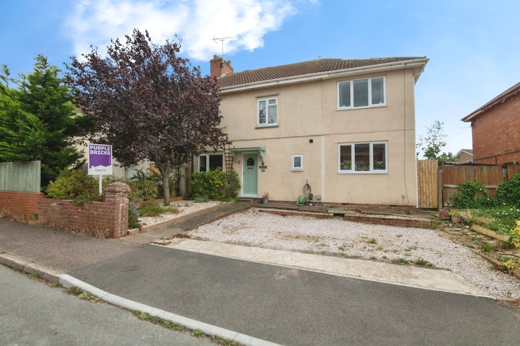 4 bedroom semi-detached house