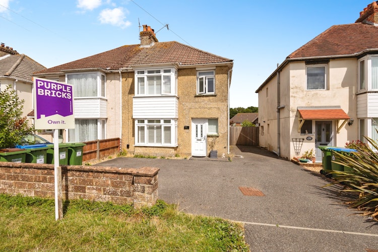 3 bedroom semi-detached house