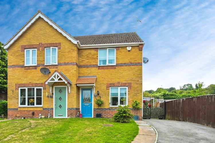 2 bedroom semi-detached house